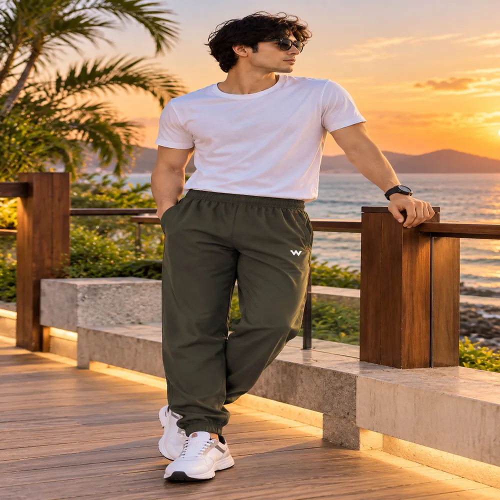 Men's Dark Green Solid Polyester Track Pant-Lower
